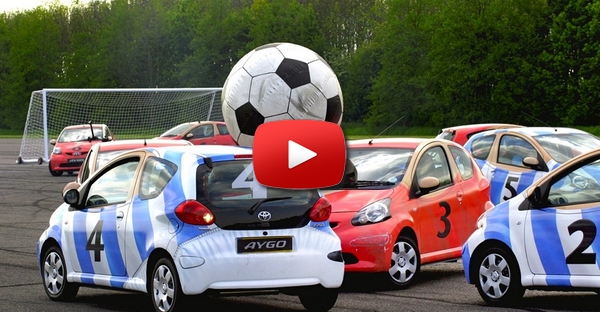 Futebol com Carros